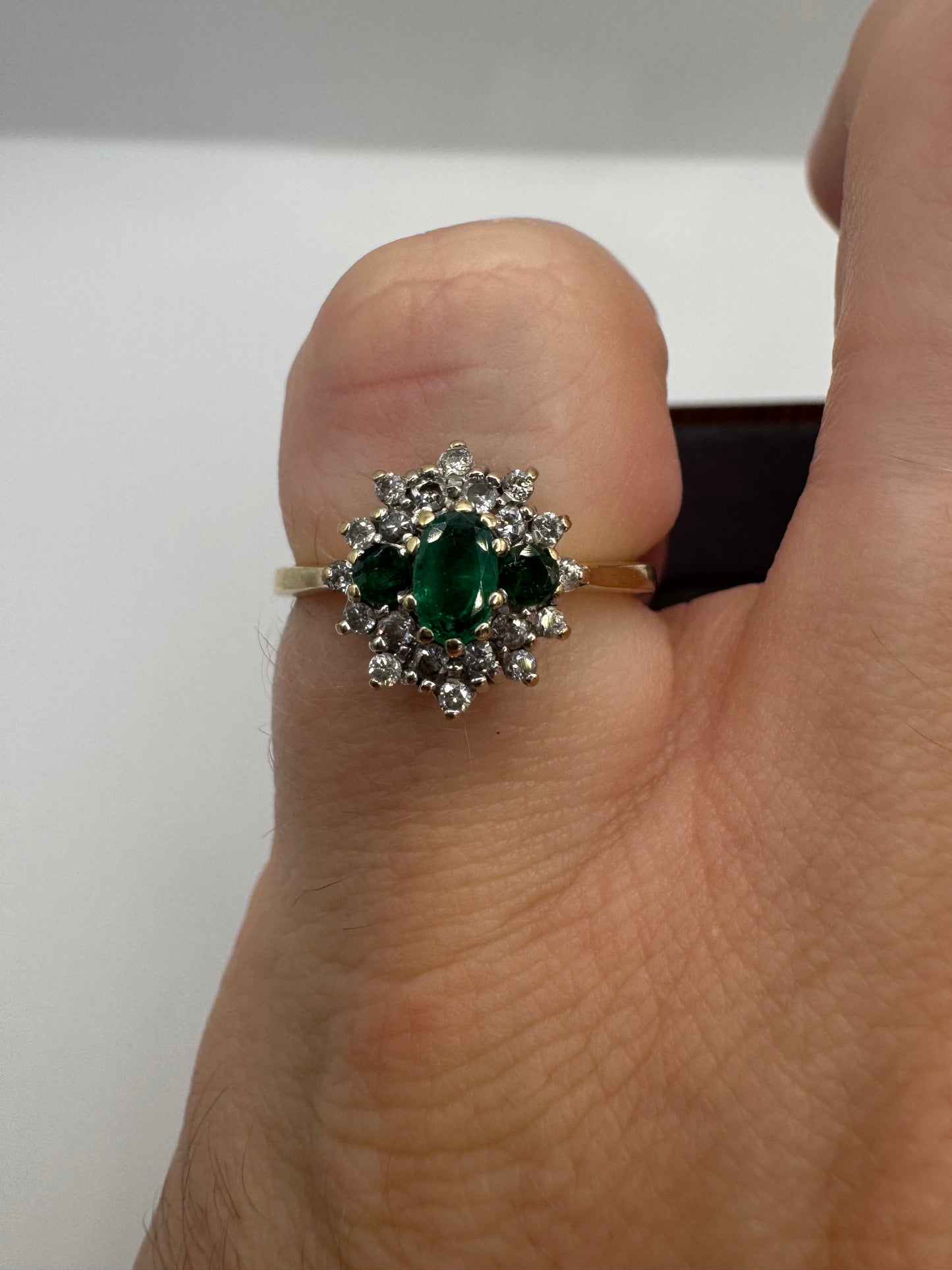 9ct gold emerald and diamond ring