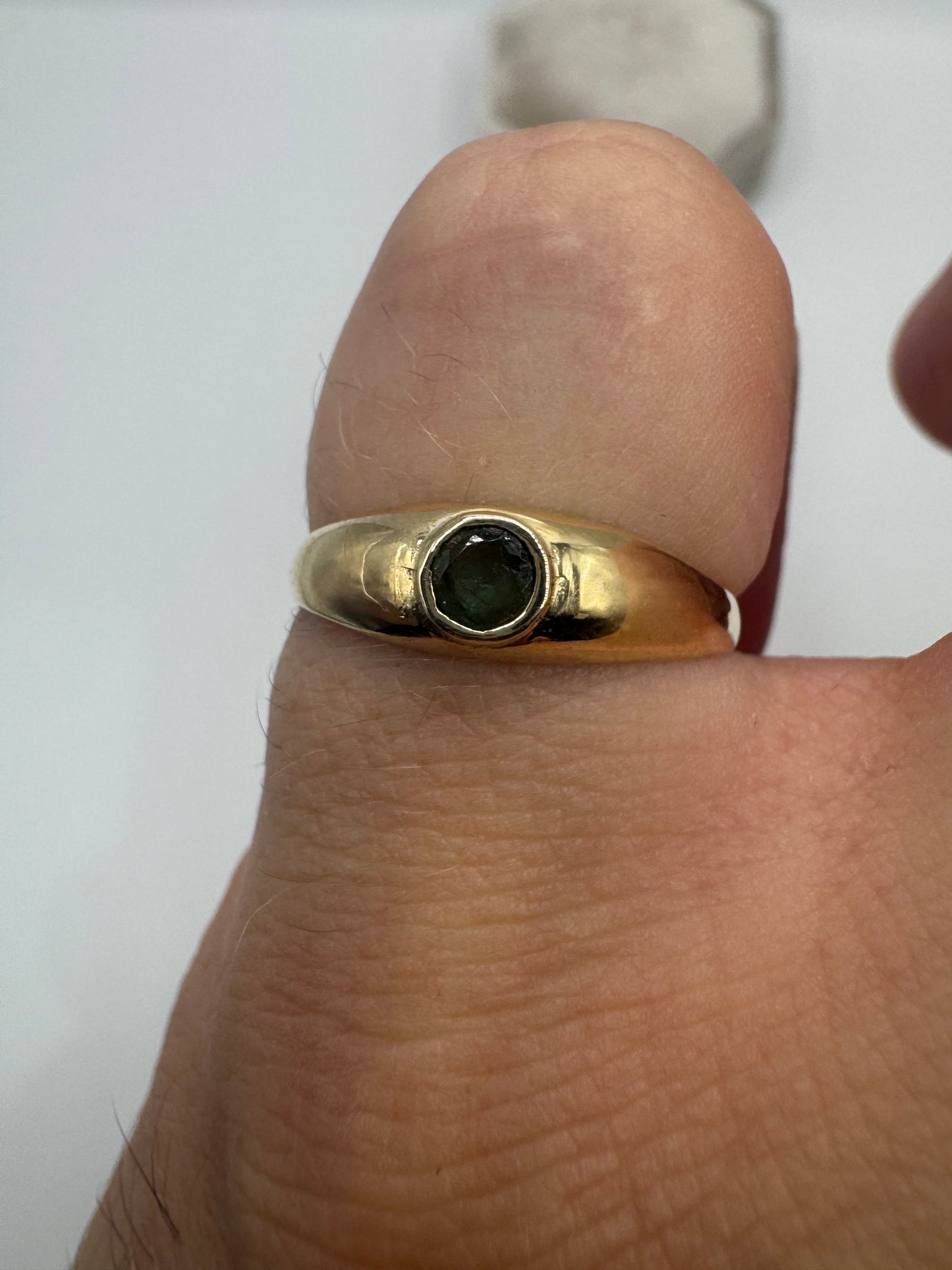 9ct gold emerald gypsy ring