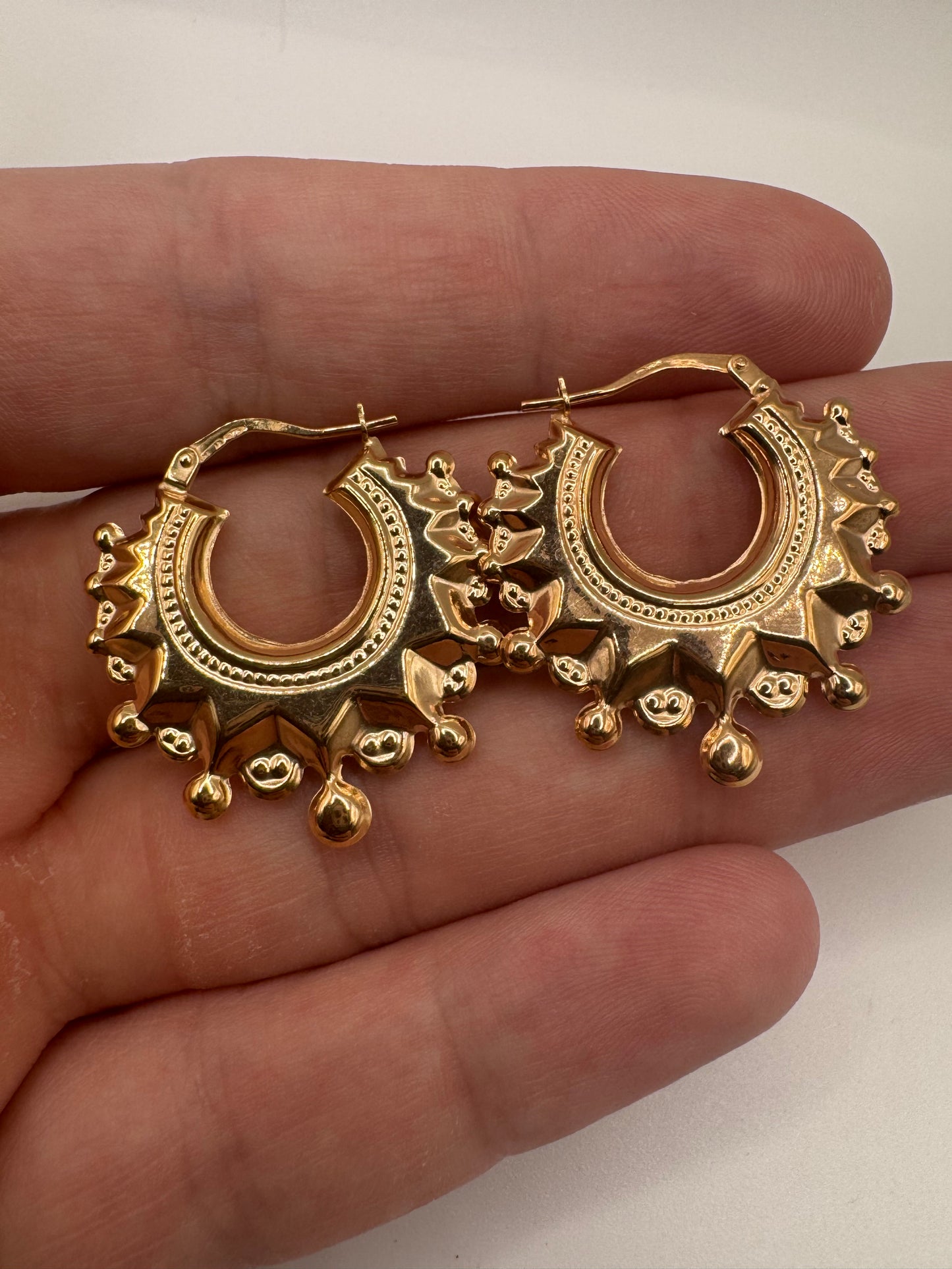 9ct gold spike creole earrings