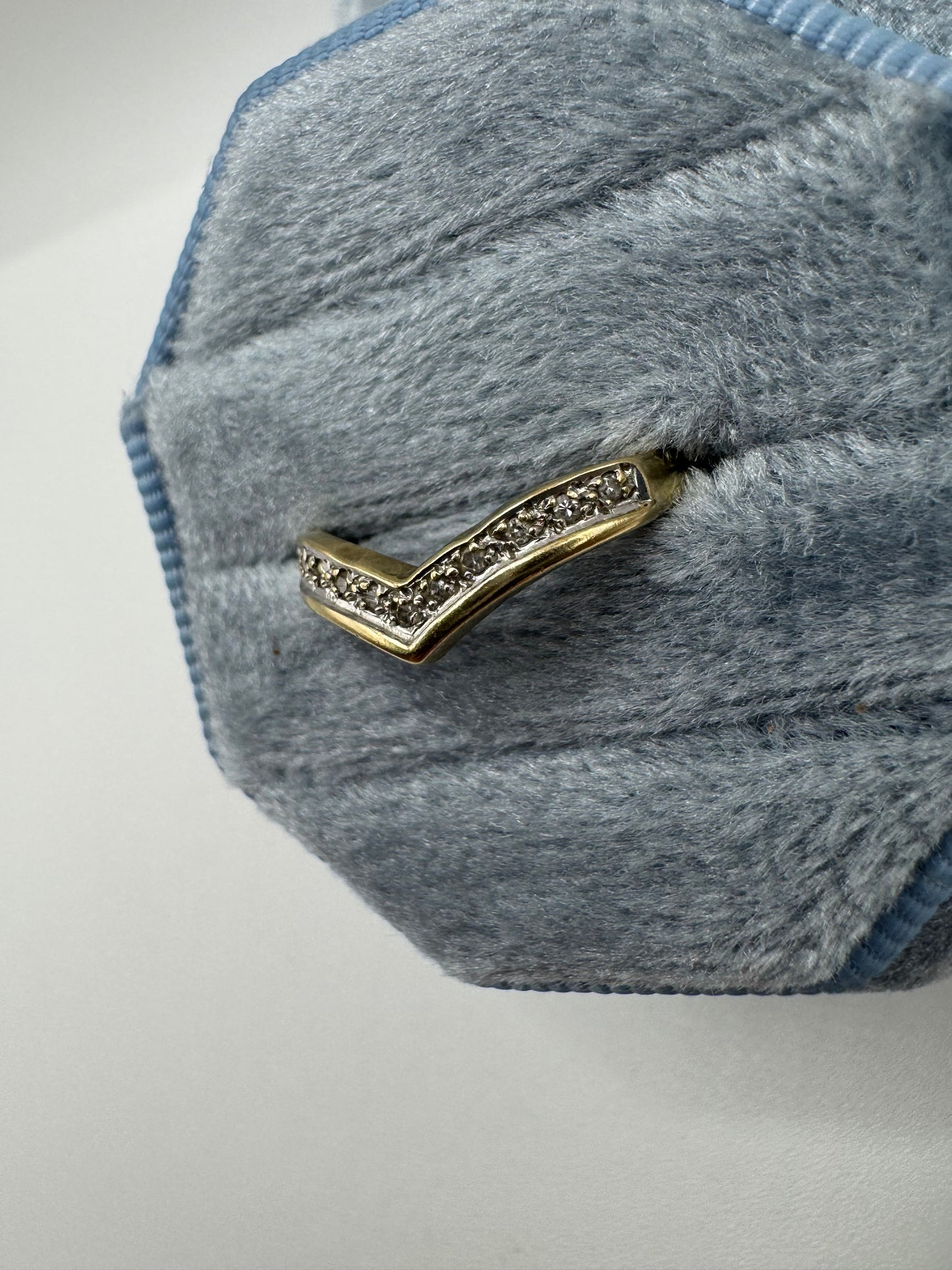 9ct gold diamond wishbone ring
