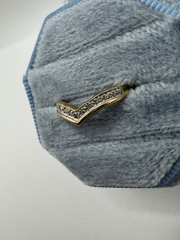 9ct gold diamond wishbone ring