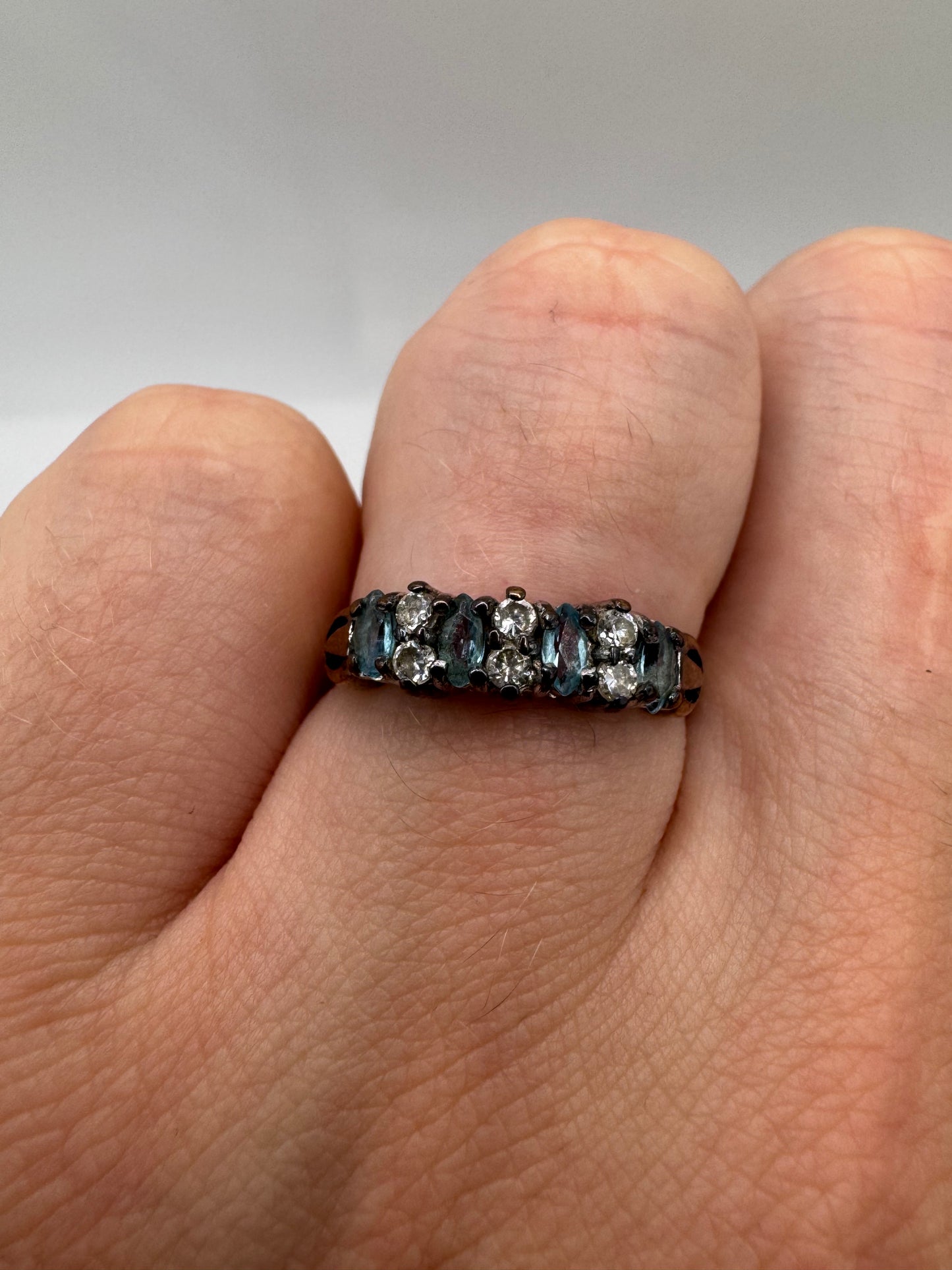 9ct gold topaz and cz ring